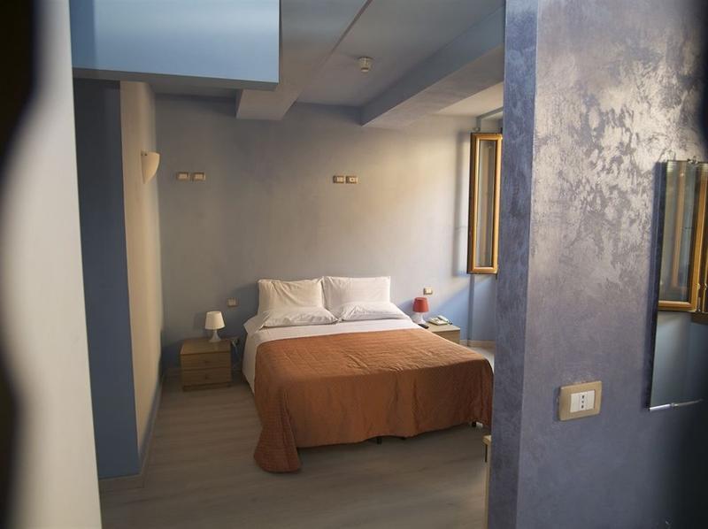Hotel Astoria Cremona Exteriör bild
