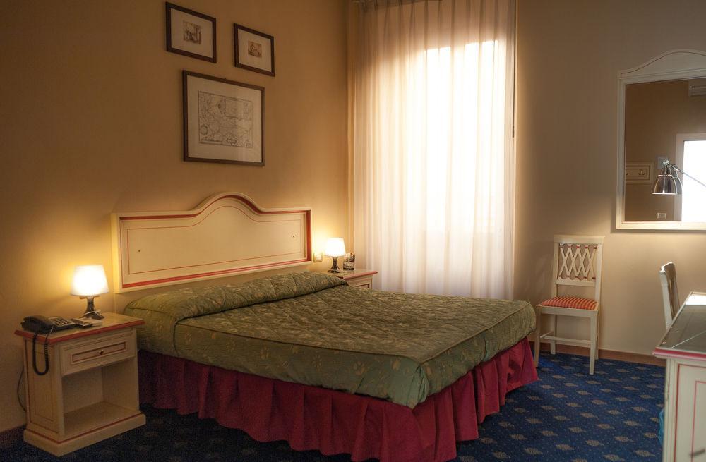 Hotel Astoria Cremona Exteriör bild