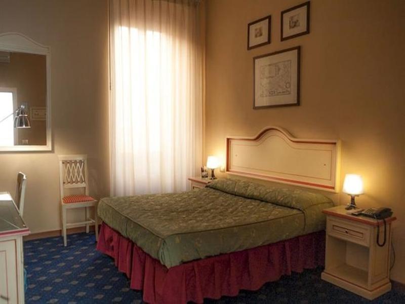 Hotel Astoria Cremona Exteriör bild